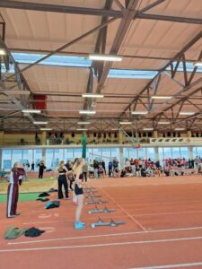 Visu greičiu pirmyn!