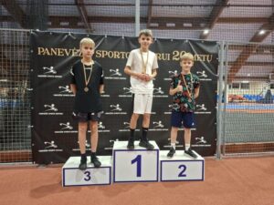 Panevėžio sporto centro lengvaatlečiai dalyvav 18o kalėdinėse varžybose