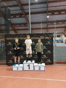 Panevėžio sporto centro lengvaatlečiai dalyvavo kalėdinėse varžybose 22